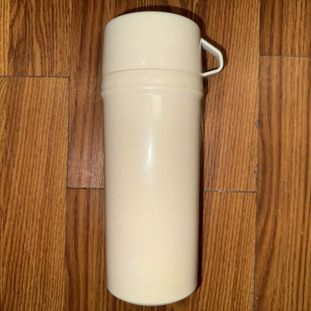 Aladdin Thermo Bottle 1/2 Liter 1 US Pint Pearl/Cream
